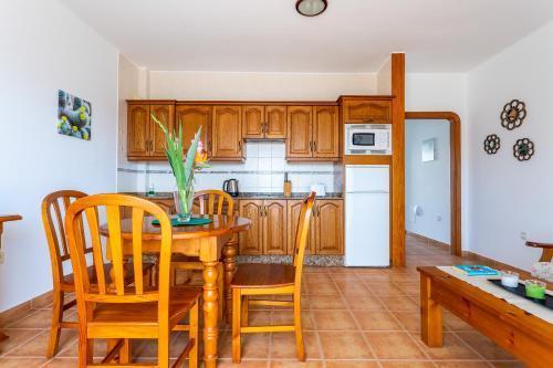 Apartamentos Los Quiqueres Puerto del Carmen  Bagian luar foto