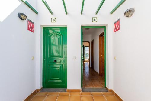 Apartamentos Los Quiqueres Puerto del Carmen  Bagian luar foto