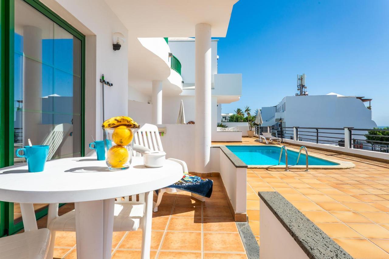 Apartamentos Los Quiqueres Puerto del Carmen  Bagian luar foto