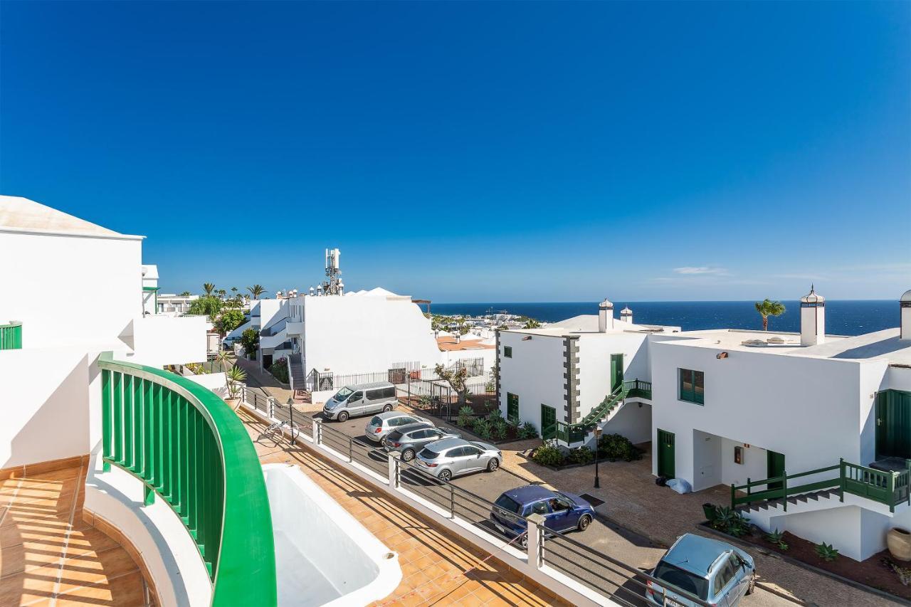 Apartamentos Los Quiqueres Puerto del Carmen  Bagian luar foto